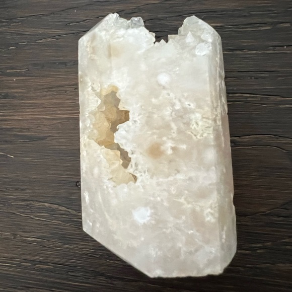 Other - Carved druzy quartz geode